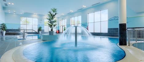 Piscine couverte
