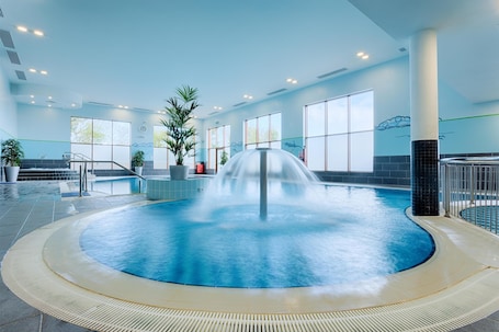 Una piscina techada