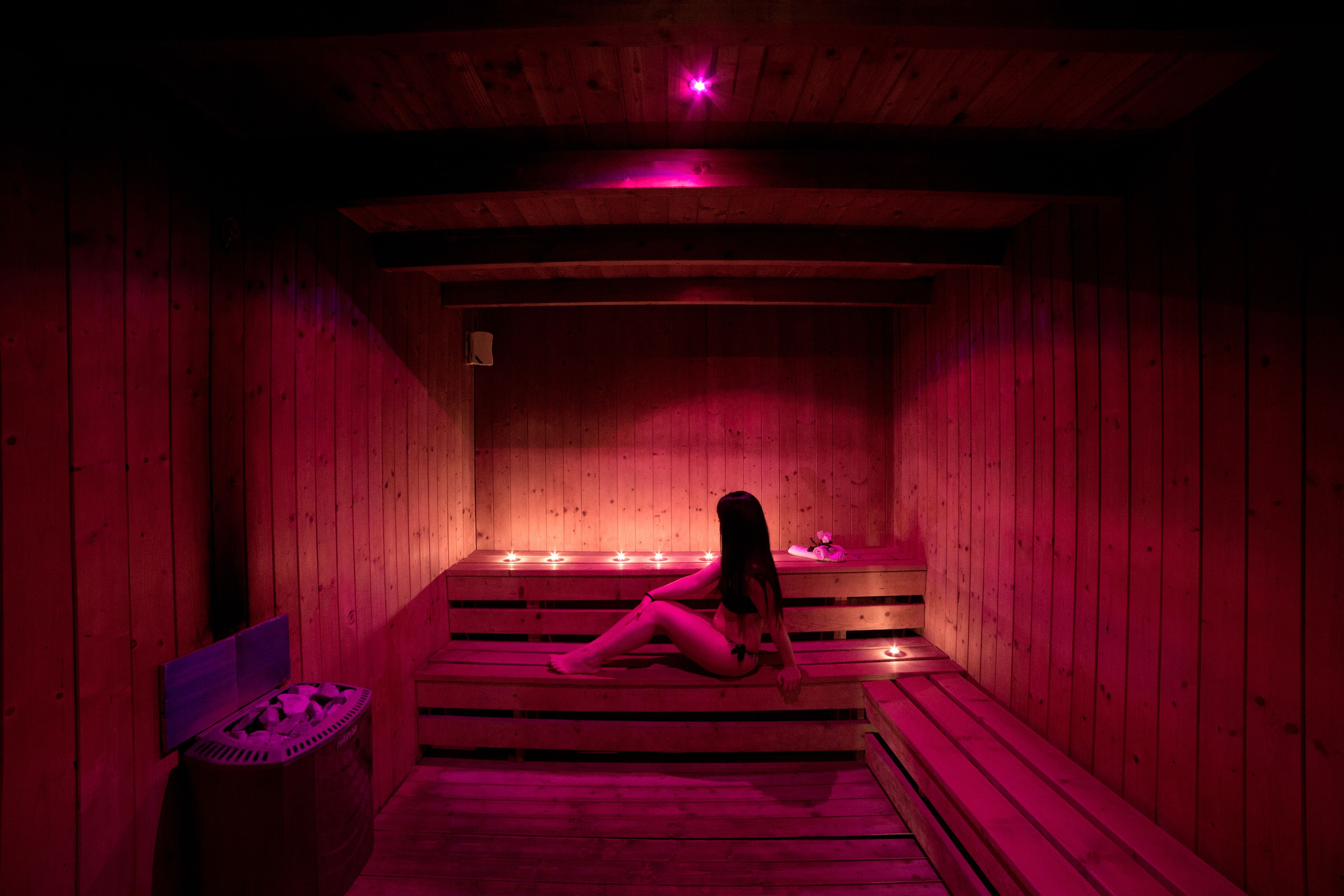 Sauna, Whirlpool, Körperbehandlungen, Ganzkörperwickelbehandlung