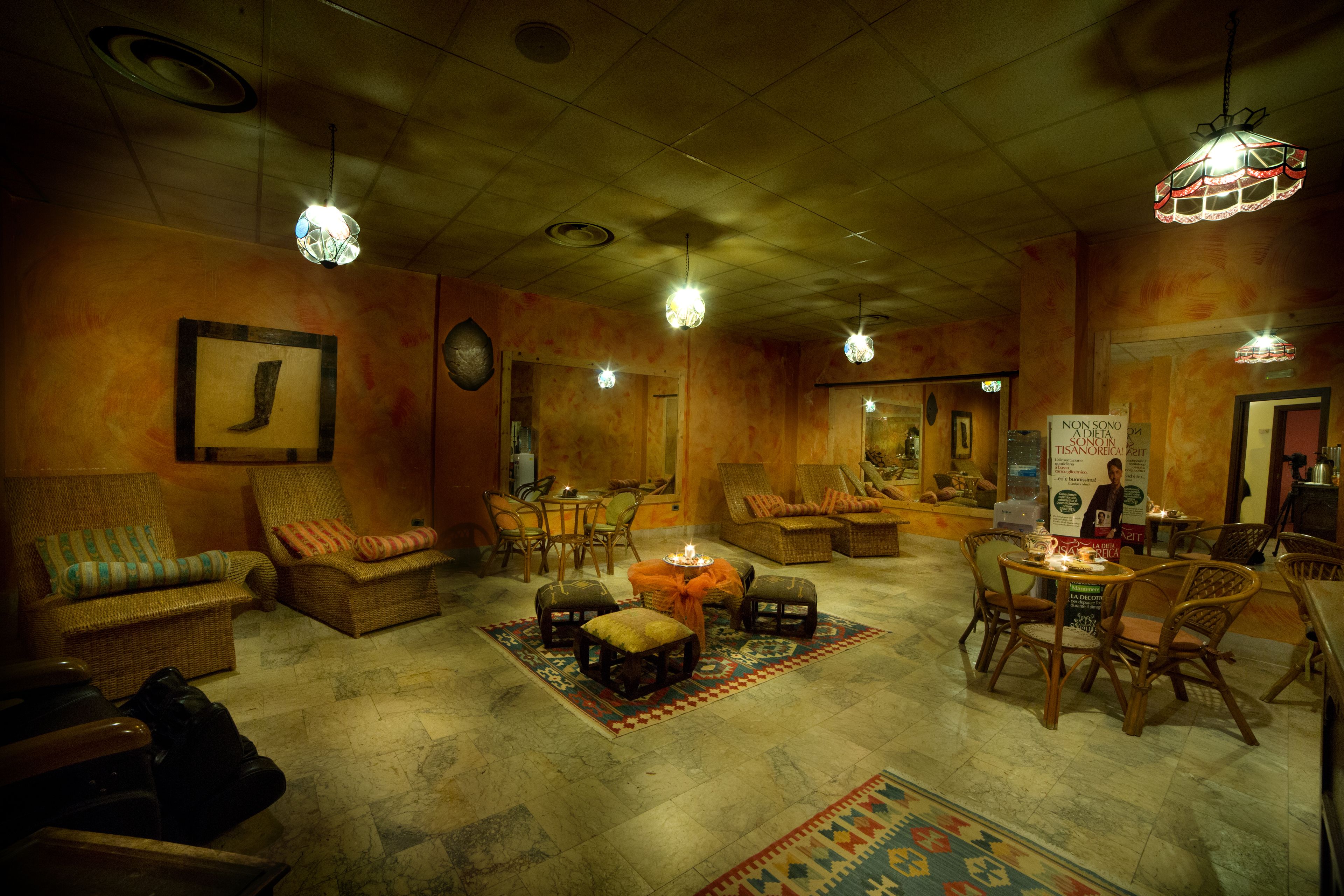 Phòng tắm hơi, bồn tắm thủy lực, trị liệu toàn thân 