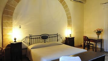 Minibar, in-room safe, desk, blackout drapes