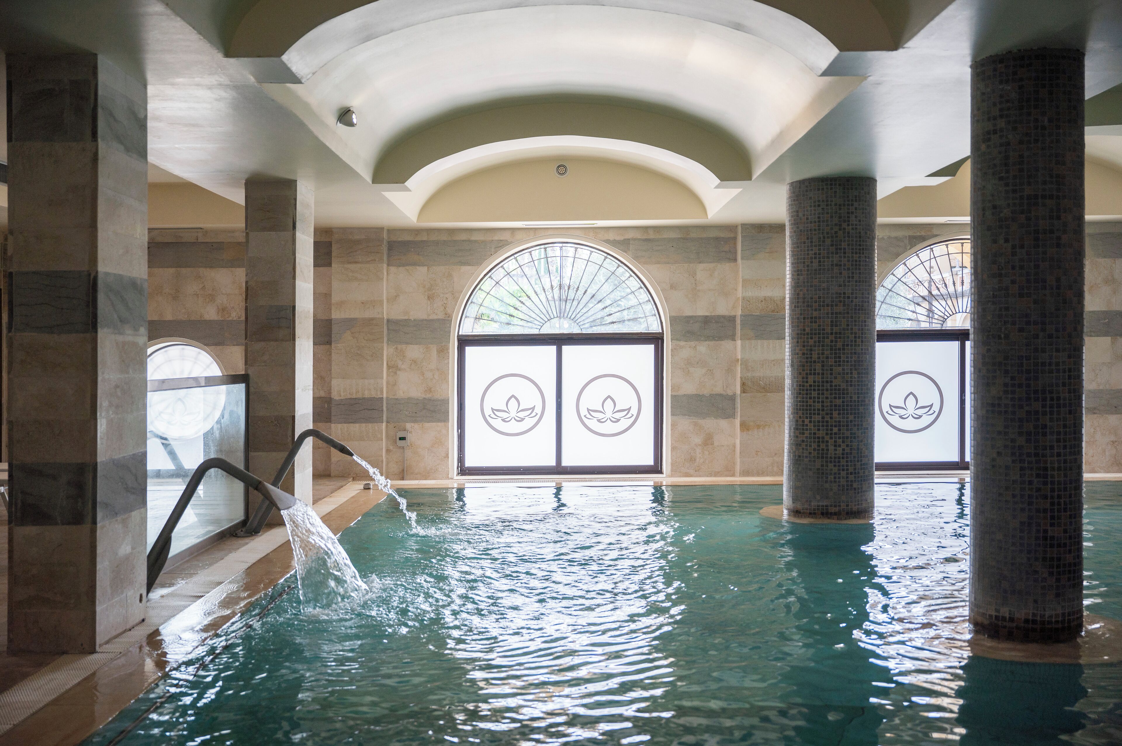 Sauna, vasca idromassaggio, trattamenti per il corpo, body wrap