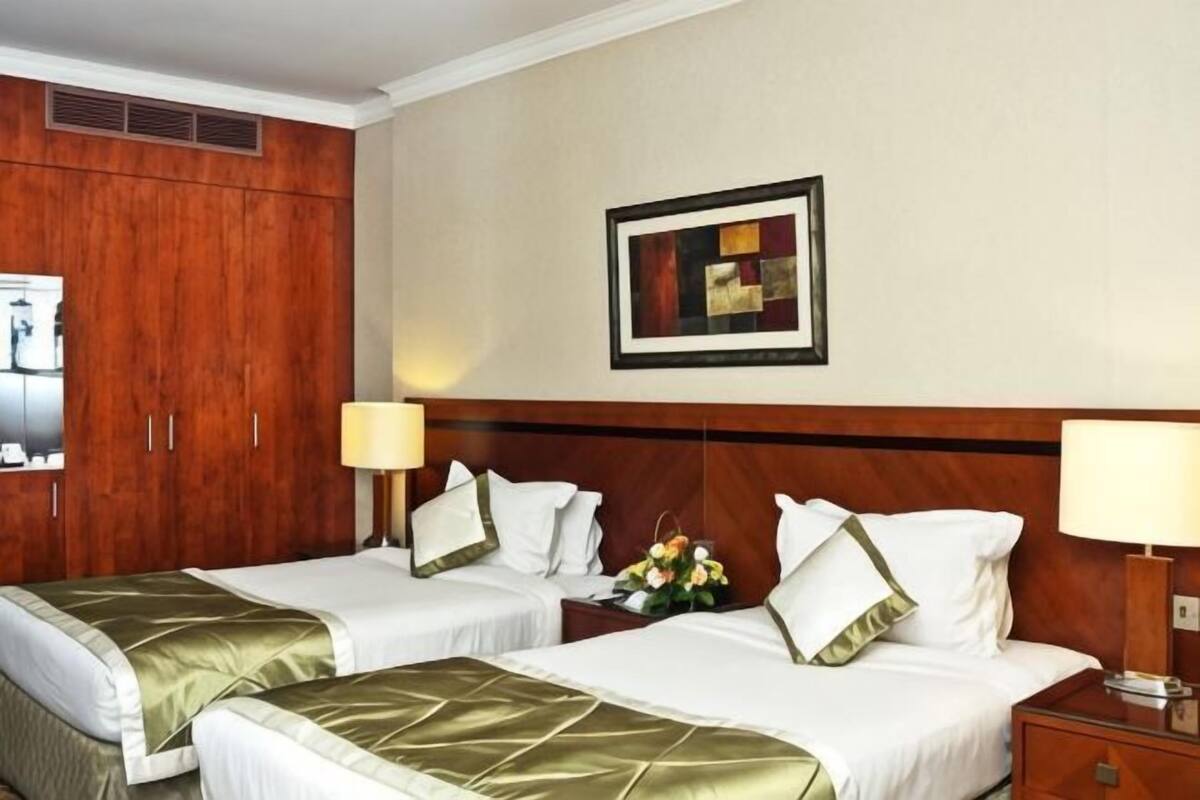 In-room safe, desk, blackout drapes, soundproofing
