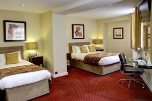 Desk, iron/ironing board, free WiFi, bed sheets - Best Western Henbury Lodge Hotel (Bristol)