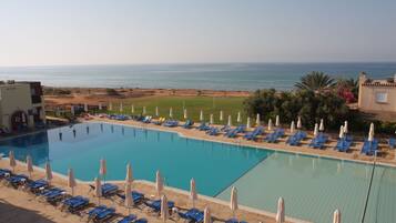 Indoor pool, 2 outdoor pools, pool umbrellas, sun loungers