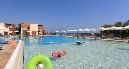 Panas Holiday Village