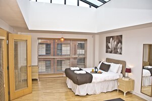 Appartamento, 3 camere da letto (with Sofa Bed) | Ferro/asse da stiro, Wi-Fi gratuito, lenzuola