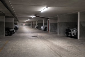 Self-parking (surcharge) 15 per day