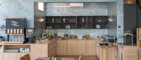 Colazione self-service inclusa, servita tutte le mattine