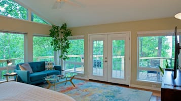Panoramic Studio Suite | 1 bedroom, premium bedding, Select Comfort beds, iron/ironing board