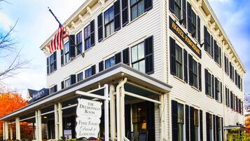 Entrada de la propiedad