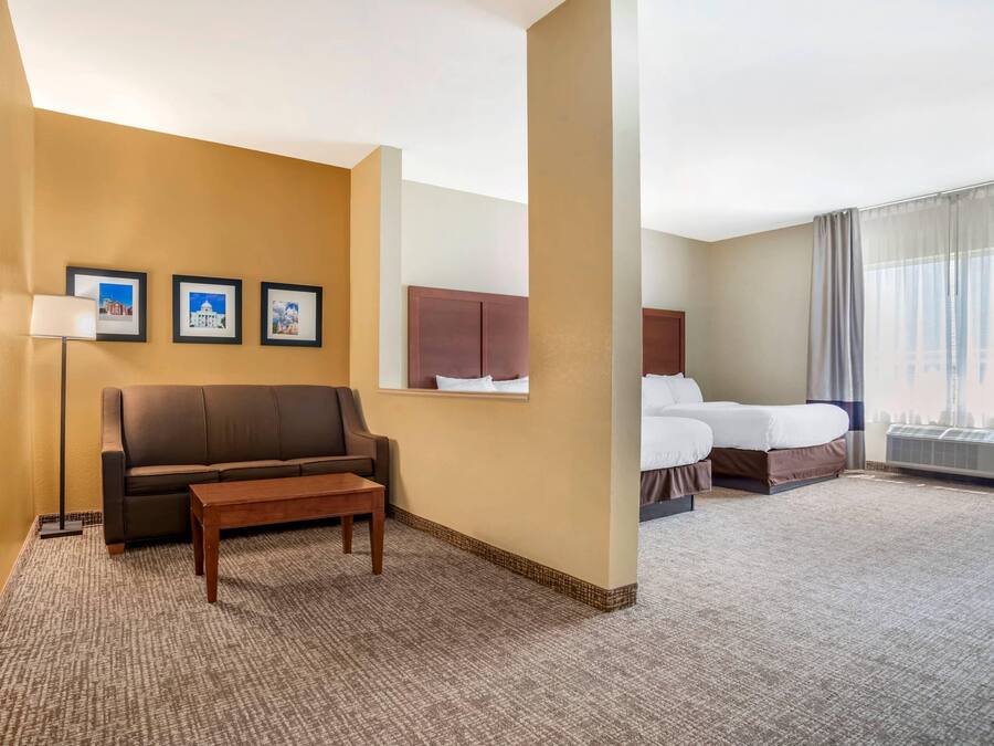 Deluxe Suite, Multiple Beds, Non Smoking | Desk, blackout drapes, iron/ironing board, free WiFi