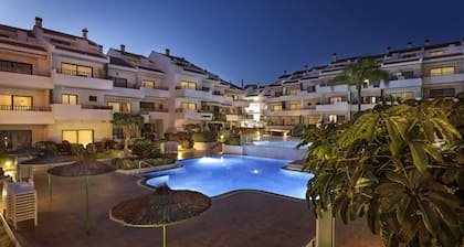 Apartamentos HG Cristian Sur