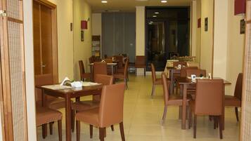 Daily buffet breakfast (EUR 7.00 per person)