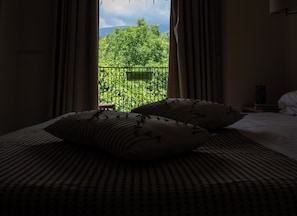 Panoramic Double Room | Desk, free WiFi, wheelchair access - Hotel Milomax (Milo)