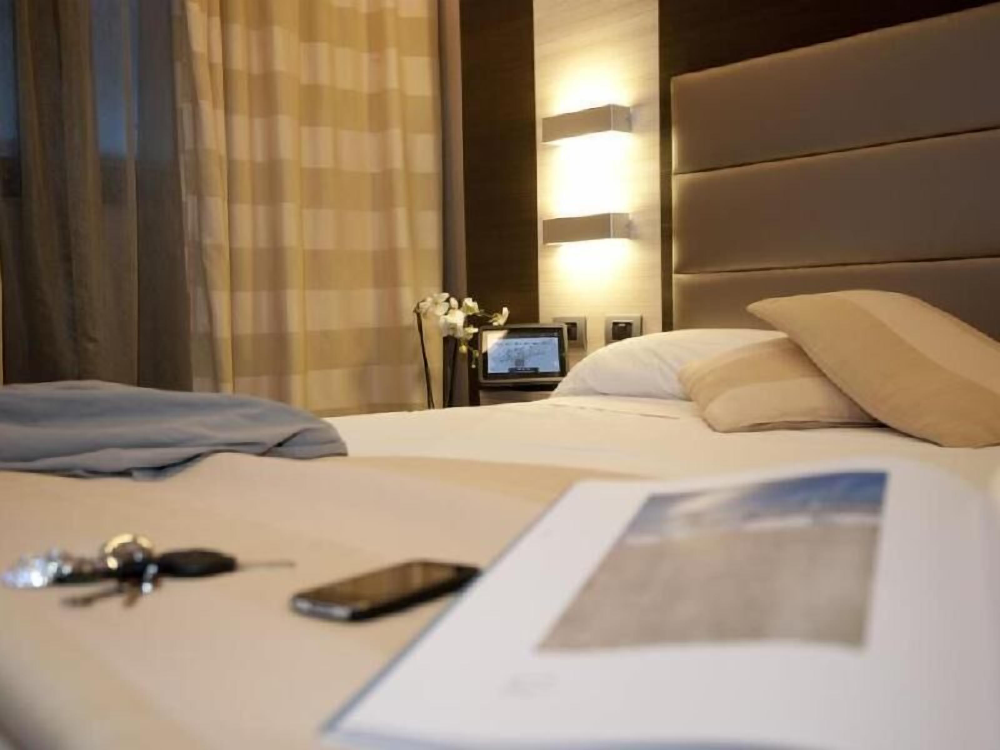 Down comforters, minibar, in-room safe, individually furnished
