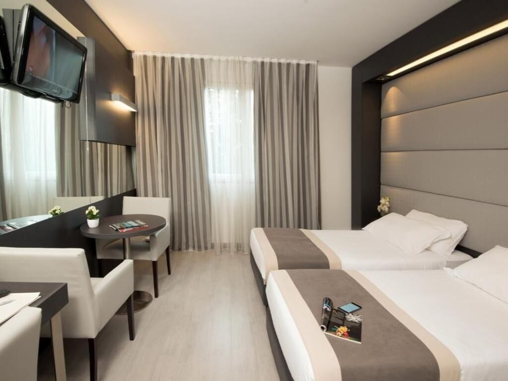 Down comforters, minibar, in-room safe, individually furnished