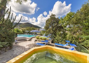 2 outdoor pools, pool umbrellas, sun loungers - Hotel Vittoria (Ischia)