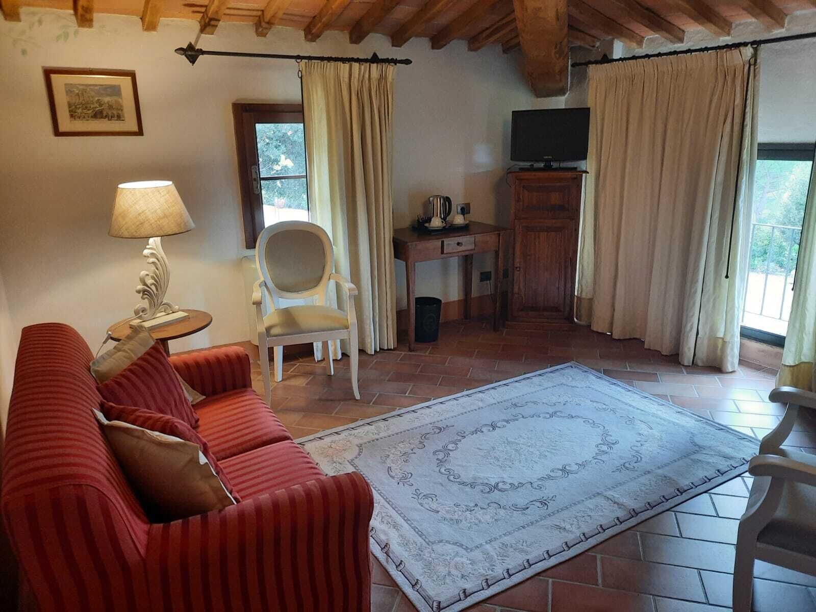 Suite Pantera | บริเวณนั่งเล่น | ทีวีจอแบน 25 นิ้ว พร้อมช่องดิจิตอล, ทีวี