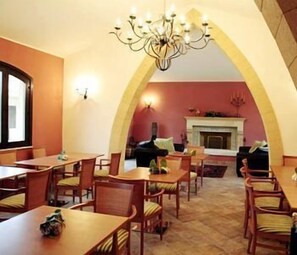 Desayuno buffet incluido todos los días 