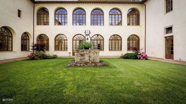 Courtyard