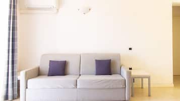 Frigorifero con congelatore, forno, piano cottura