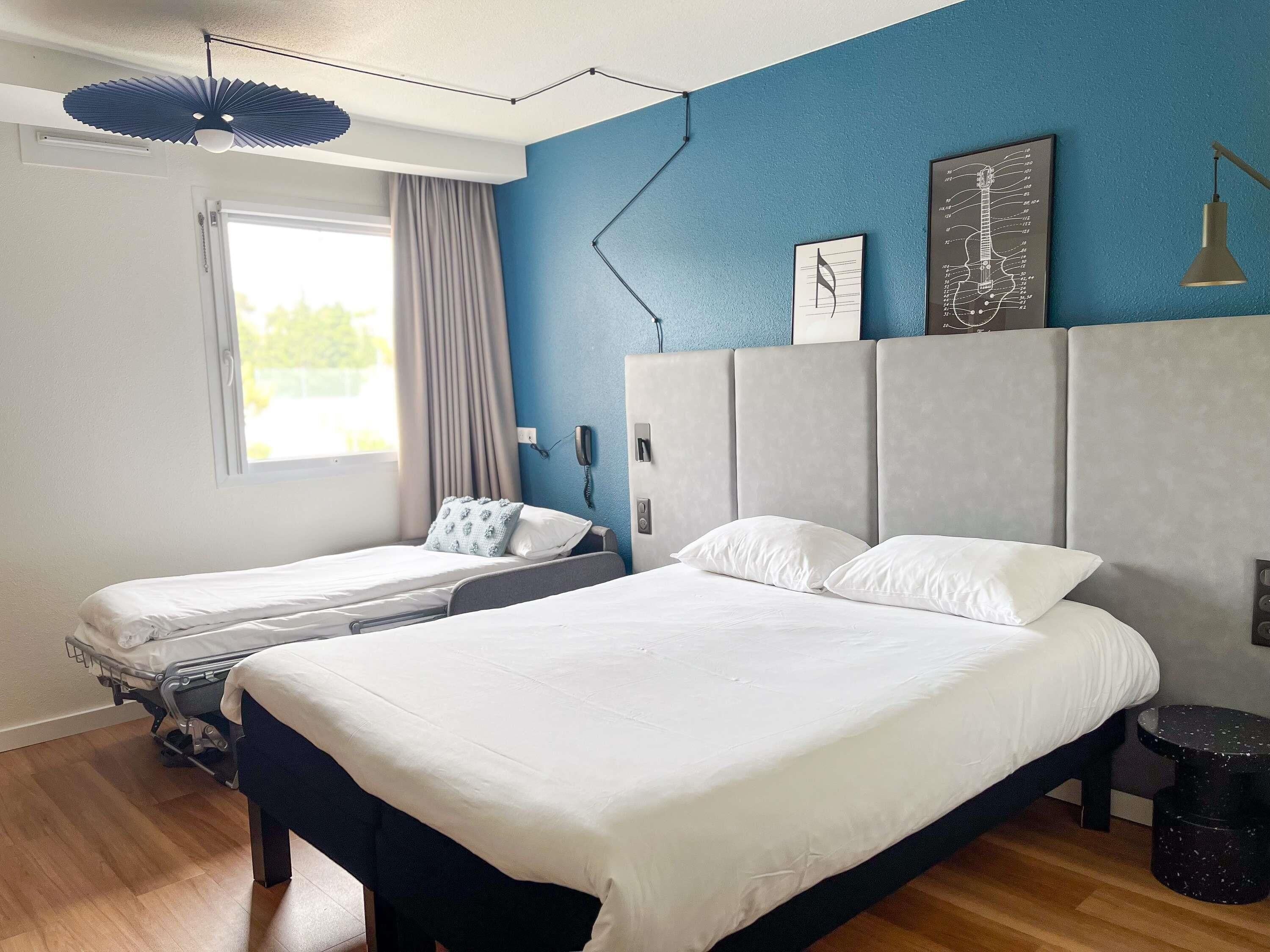 standard triple room, multiple beds | premium bedding, desk, blackout curtains, soundproofing