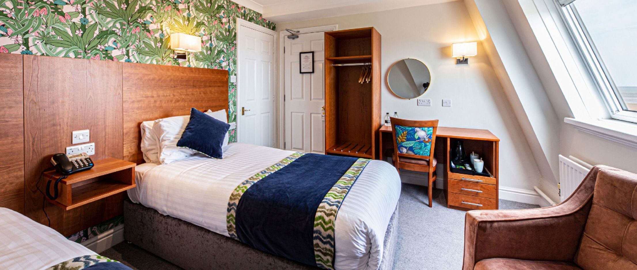 Individually decorated, desk, iron/ironing board, free WiFi