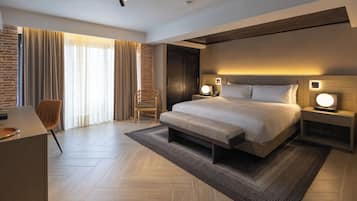 Junior Single Room | Frette Italian sheets, premium bedding, down comforters, in-room safe