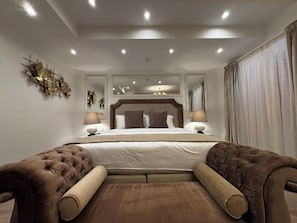 Quarto casal ou duplo | Frigobar, cofres nos quartos, individualmente decorados