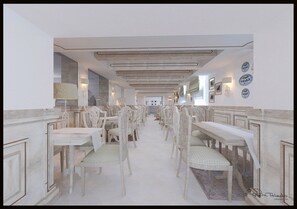 Daily cooked-to-order breakfast (EUR 12.50 per person)