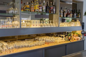Bar (in der Unterkunft)