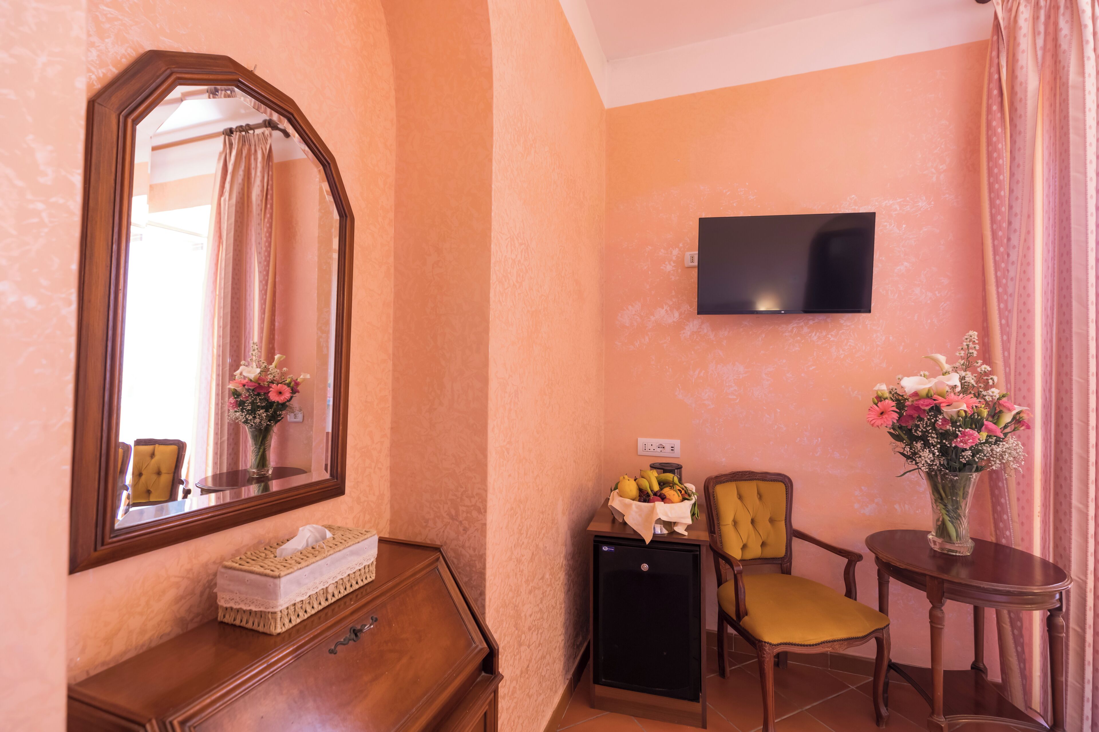 villa romita classic with balcony, annex building | minibar, in-room safe, blackout curtains, cots/infant beds
