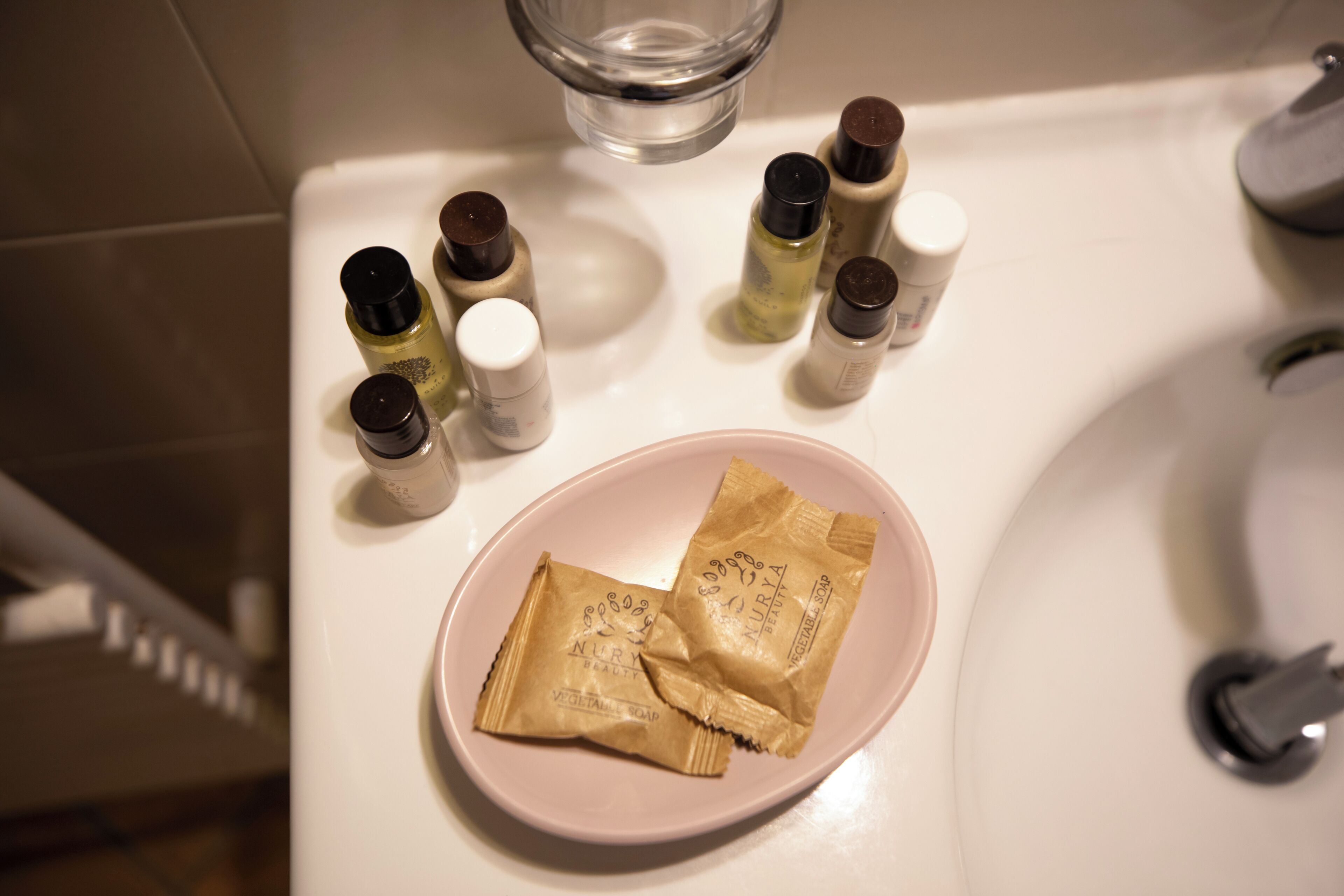 villa romita classic, annex building | bathroom | combined shower/bathtub, eco-friendly toiletries, hair dryer, bidet