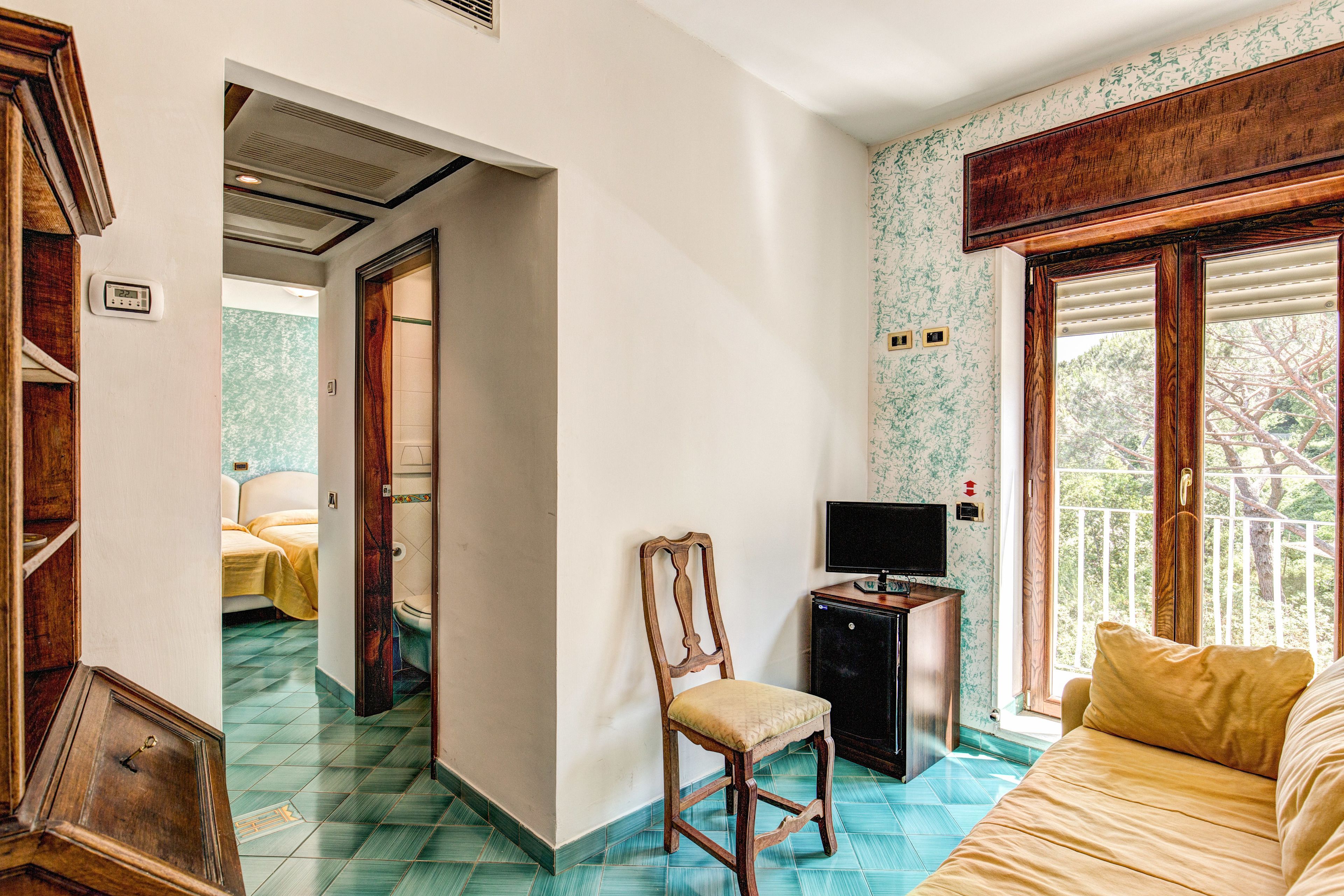 classic room, balcony (hermitage) | minibar, in-room safe, blackout curtains, cots/infant beds