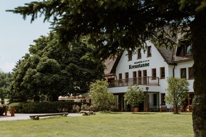 Exterior - Waldhotel Kreuztanne (Sayda)
