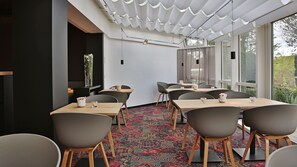 Free continental breakfast