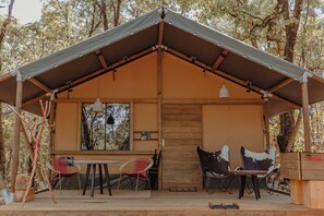 Premium bedding, down duvets, pillow-top beds, in-room safe - Rodavento Valle de Bravo (Valle de Bravo)
