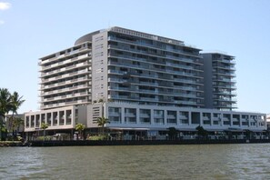 Exterior - Cairns Private Apartments (Cairns)