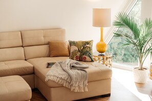 Living room - Pyramids in Florida (Fort Myers)
