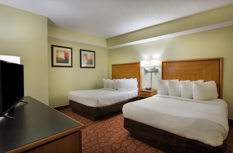 Bay View Resort - Image 36