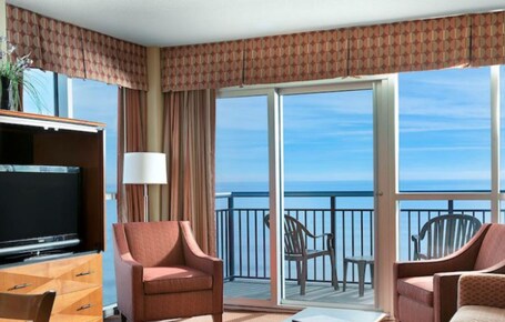 Bay View Resort - Image 2