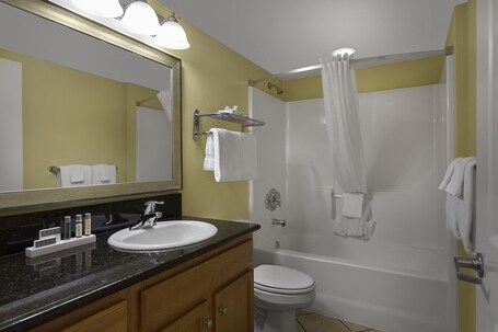 Bay View Resort - Image 48