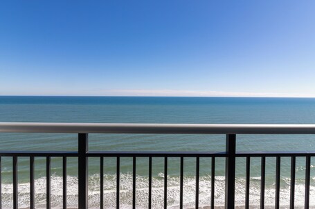 Bay View Resort - Image 29