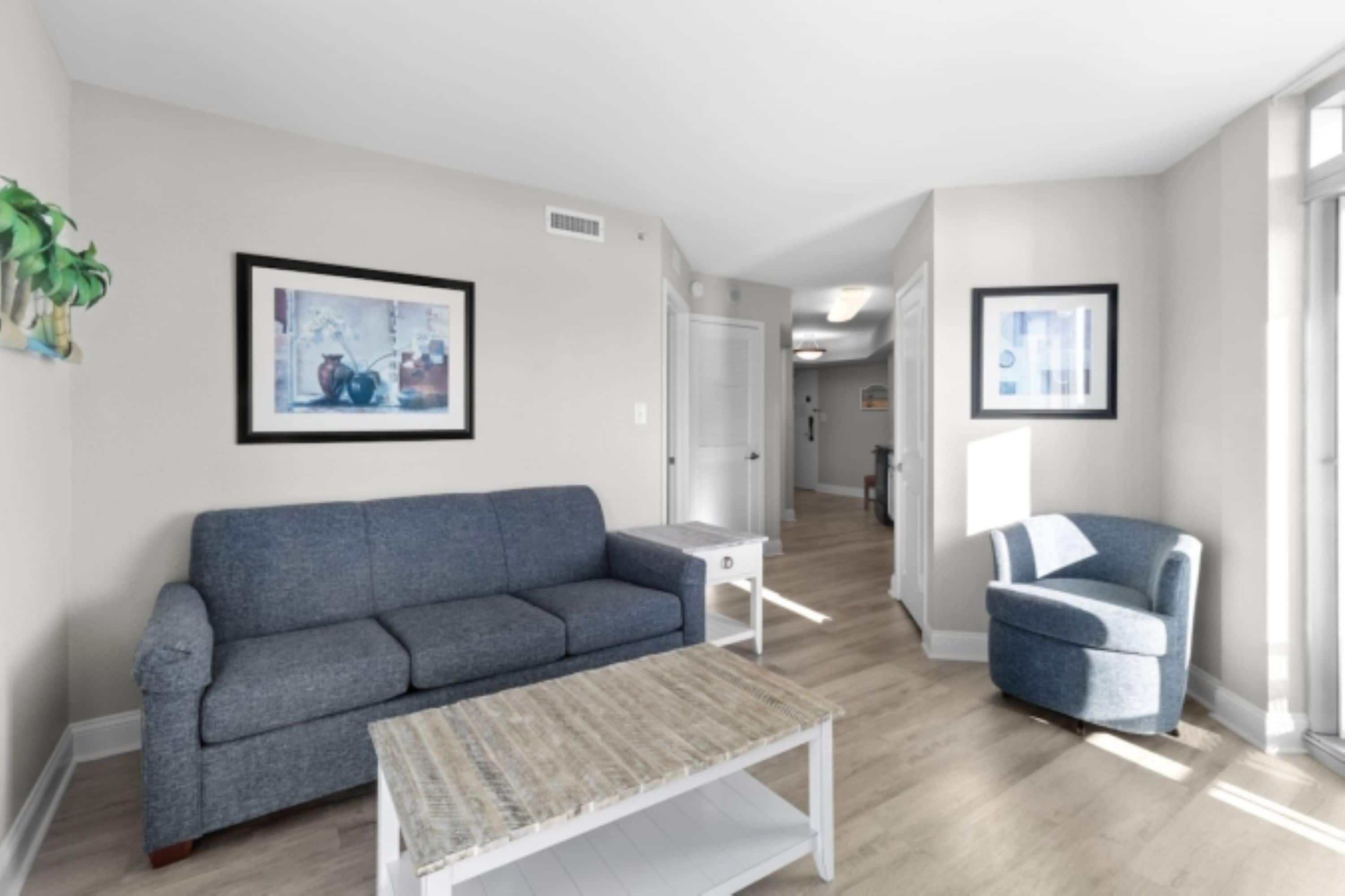 Ocean View Deluxe One Bedroom Condo | Living area