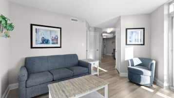 Ocean View Deluxe One Bedroom Condo | Living area
