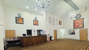 Lobby - Scenic Hills Inn (Branson)