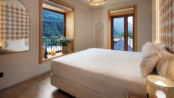 Egyptian cotton sheets, premium bedding, down duvets, pillow-top beds