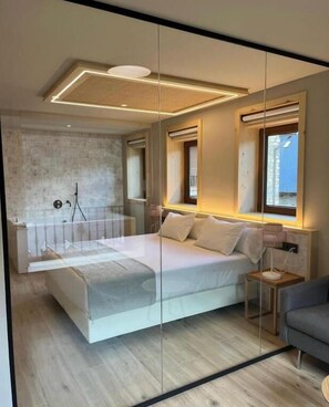 Egyptian cotton sheets, premium bedding, down comforters, pillowtop beds - Hotel Boutique Mediodía & Apartments (Plan)