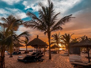 Exterior - Mövenpick Resort Lamantin Saly (Mbour)